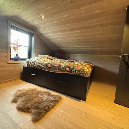 Casa de Férias Elegantes, Ruhiges In Bester Lage Fuer Alle Outdoorfans Randsverk