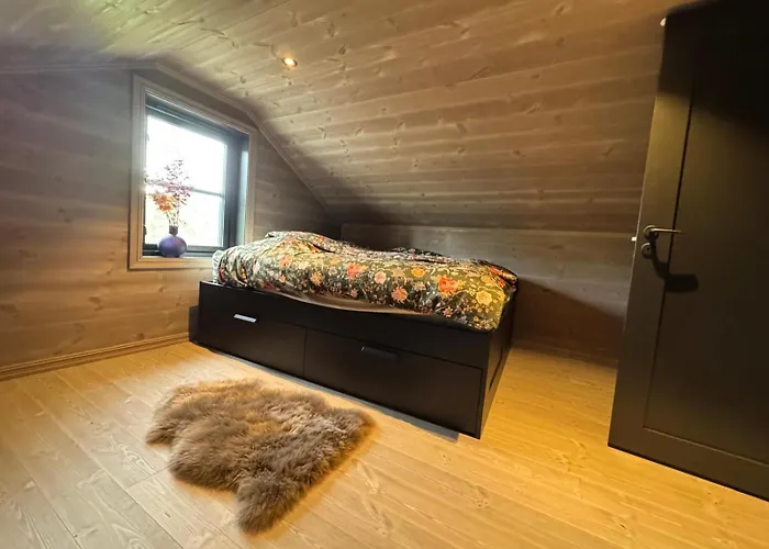 Casa de Férias Elegantes, Ruhiges In Bester Lage Fuer Alle Outdoorfans Randsverk